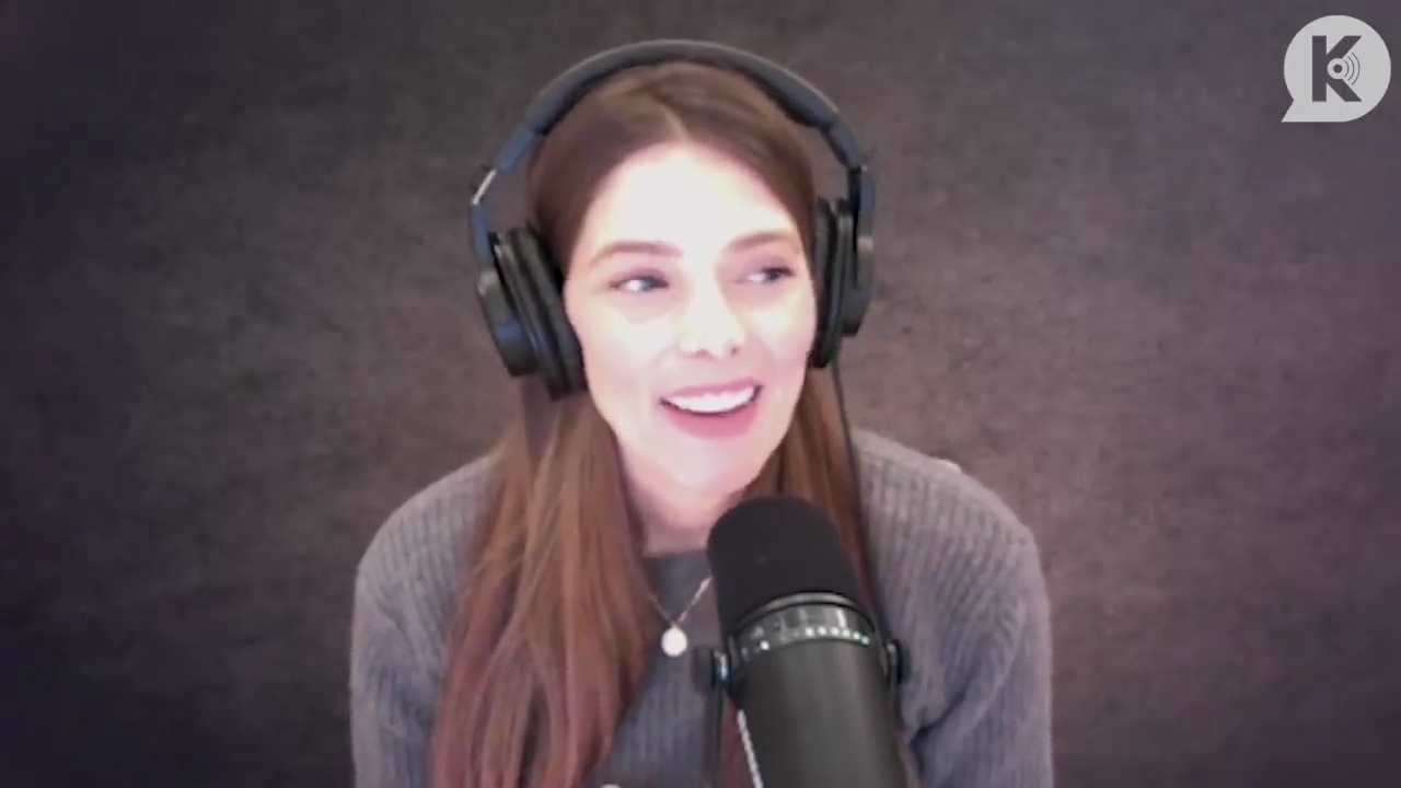 Ashley-Greene-dot-nl_TheTwilightEffect-PeterFacinelliLivestream0022.jpg