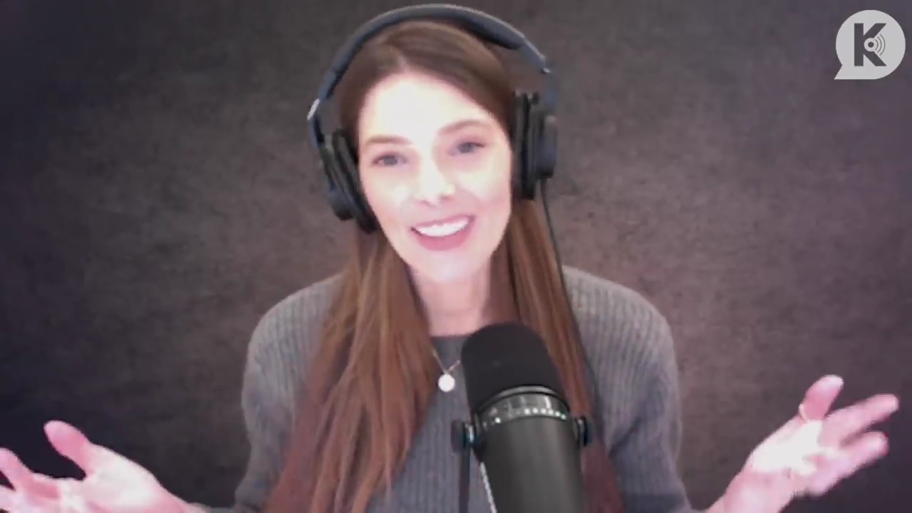 Ashley-Greene-dot-nl_TheTwilightEffect-PeterFacinelliLivestream0024.jpg