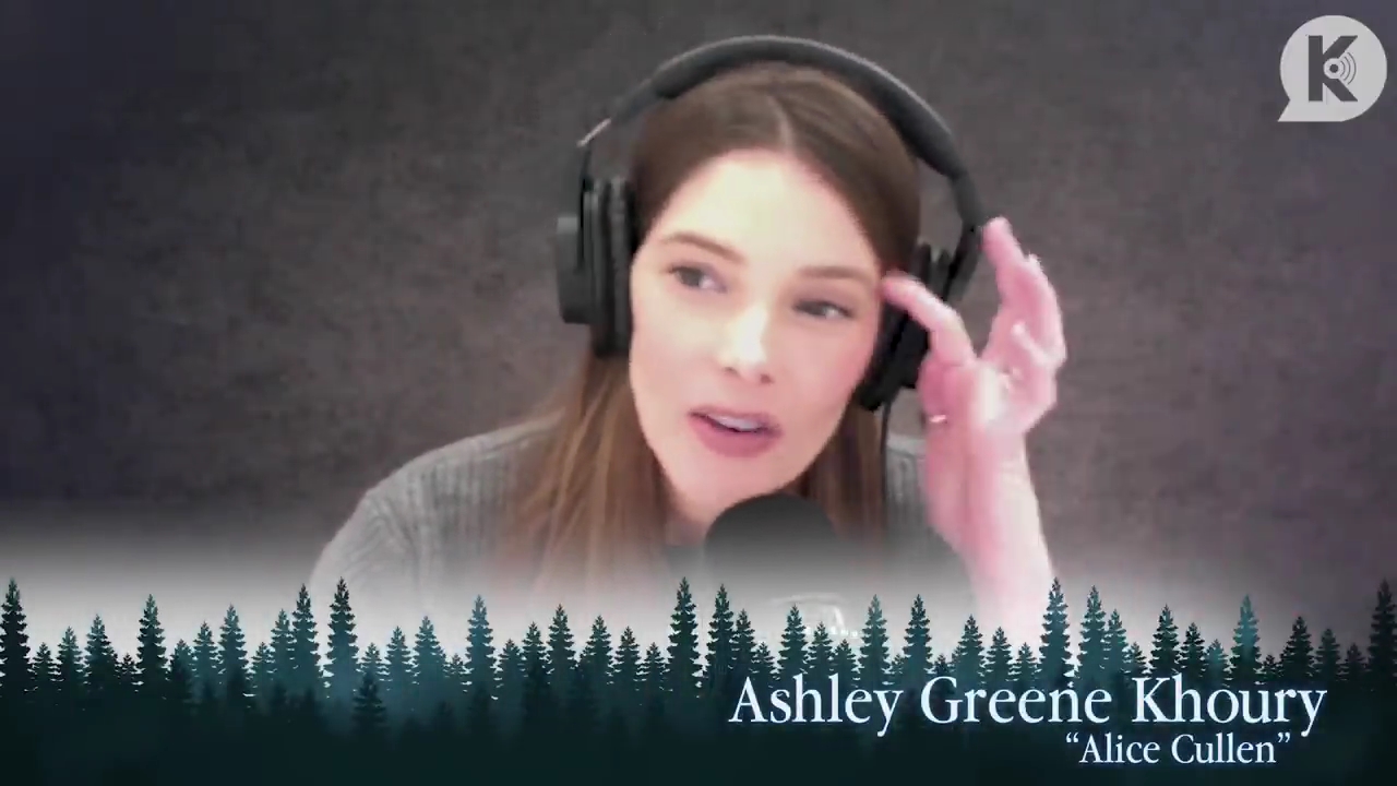 Ashley-Greene-dot-nl_TheTwilightEffect-PeterFacinelliLivestream0032.jpg