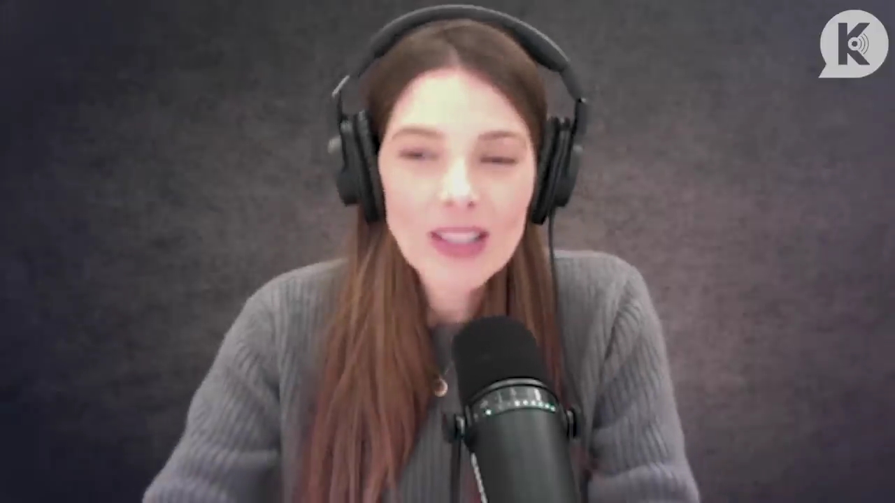 Ashley-Greene-dot-nl_TheTwilightEffect-PeterFacinelliLivestream0062.jpg
