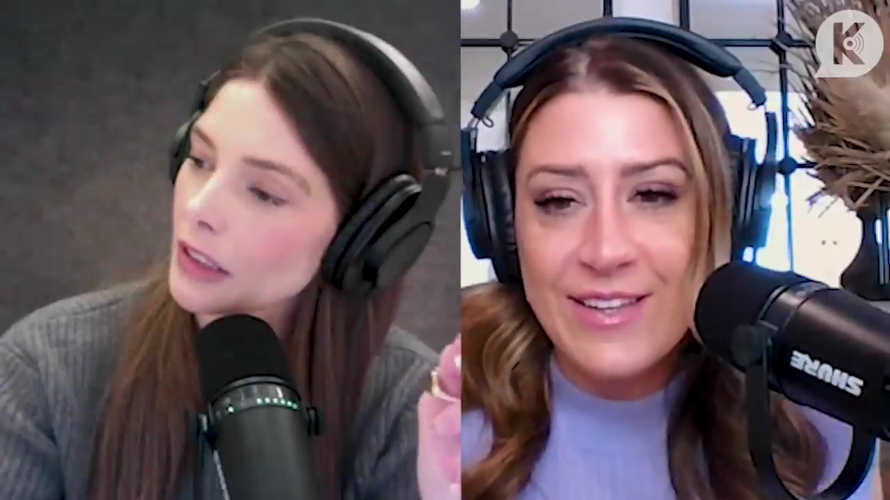 Ashley-Greene-dot-nl_TheTwilightEffect-PeterFacinelliLivestream0080.jpg