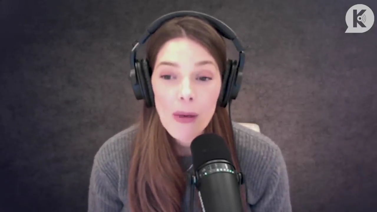 Ashley-Greene-dot-nl_TheTwilightEffect-PeterFacinelliLivestream0199.jpg