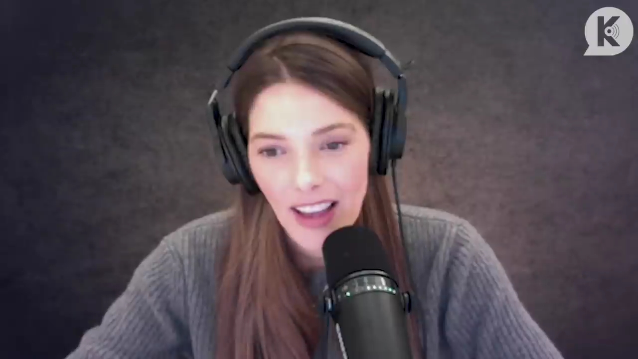 Ashley-Greene-dot-nl_TheTwilightEffect-PeterFacinelliLivestream0225.jpg