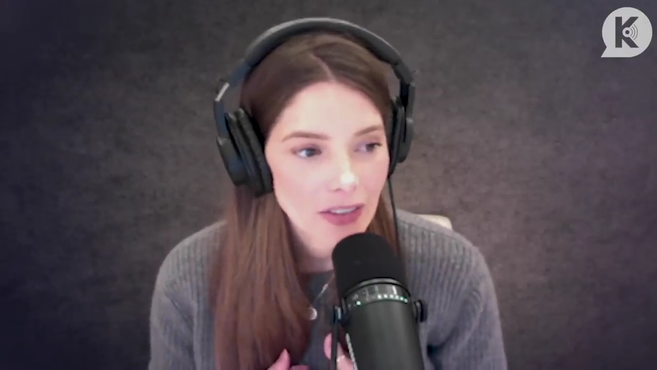 Ashley-Greene-dot-nl_TheTwilightEffect-PeterFacinelliLivestream0271.jpg