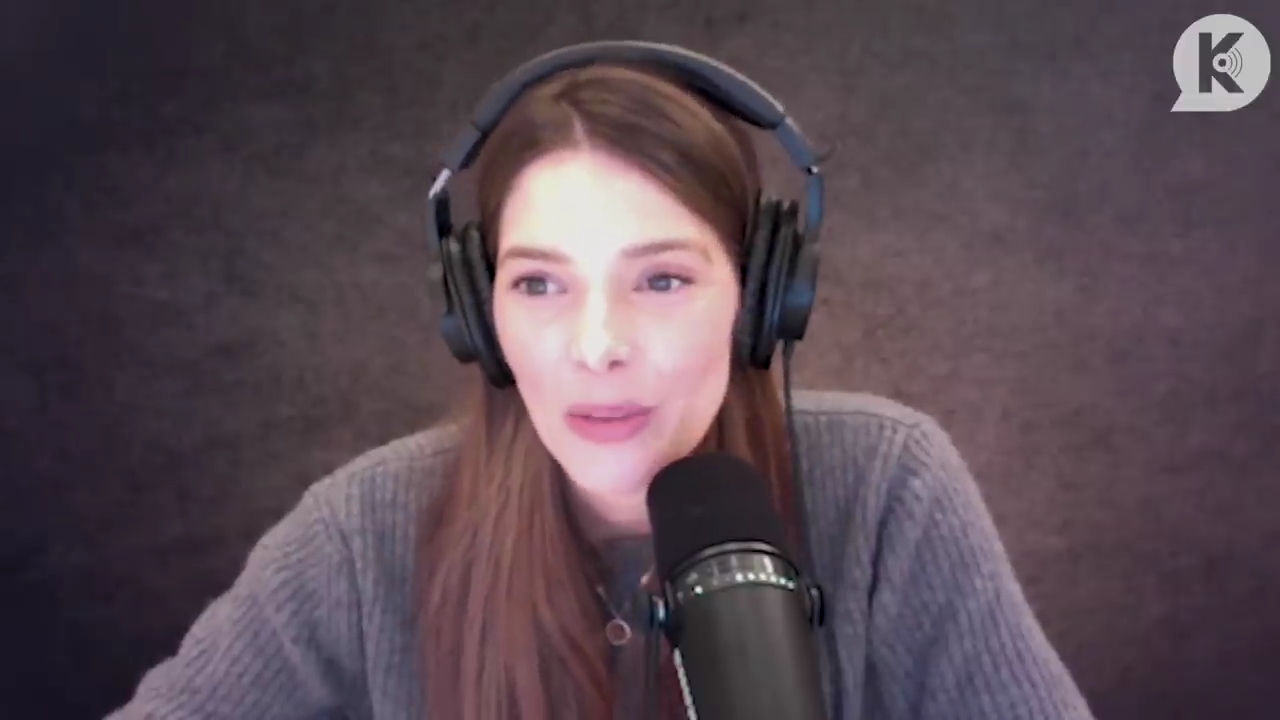 Ashley-Greene-dot-nl_TheTwilightEffect-PeterFacinelliLivestream0303.jpg Ashley-Greene-dot-nl_TheTwilightEffect-PeterFacinelliLivestream0303.jpg