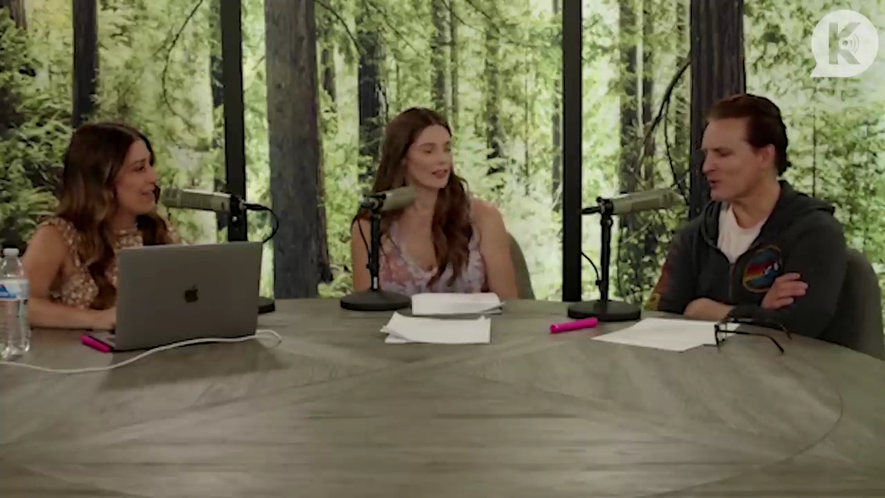 Ashley-Greene-dot-nl_TheTwilightEffect-PeterFacinelliLivestream0584.jpg