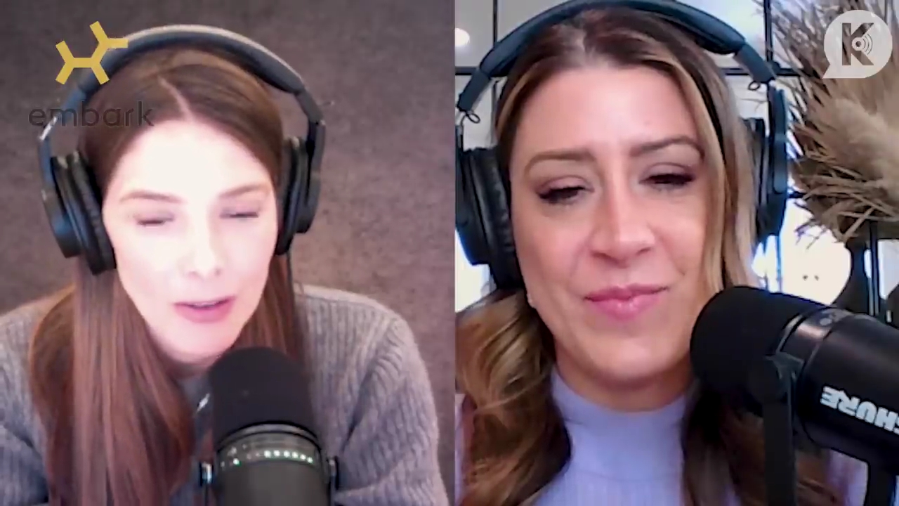 Ashley-Greene-dot-nl_TheTwilightEffect-PeterFacinelliLivestream0727.jpg Ashley-Greene-dot-nl_TheTwilightEffect-PeterFacinelliLivestream0727.jpg