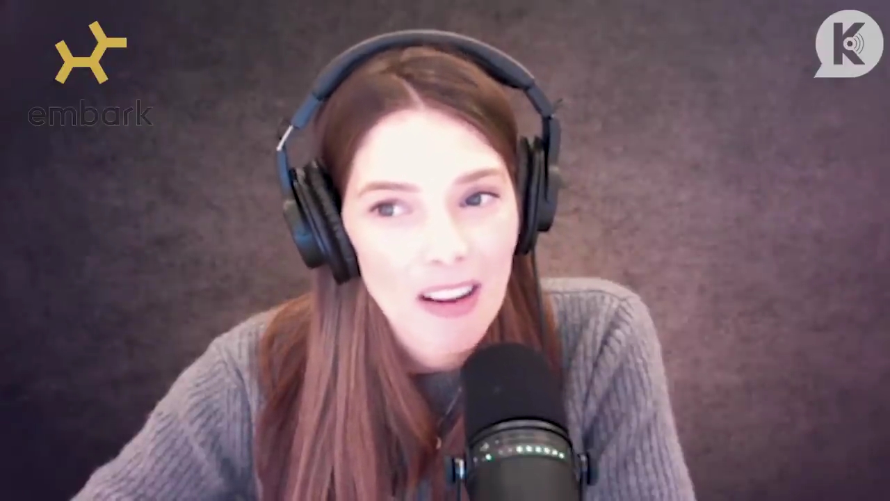 Ashley-Greene-dot-nl_TheTwilightEffect-PeterFacinelliLivestream0758.jpg