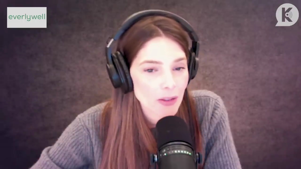 Ashley-Greene-dot-nl_TheTwilightEffect-PeterFacinelliLivestream0888.jpg Ashley-Greene-dot-nl_TheTwilightEffect-PeterFacinelliLivestream0888.jpg