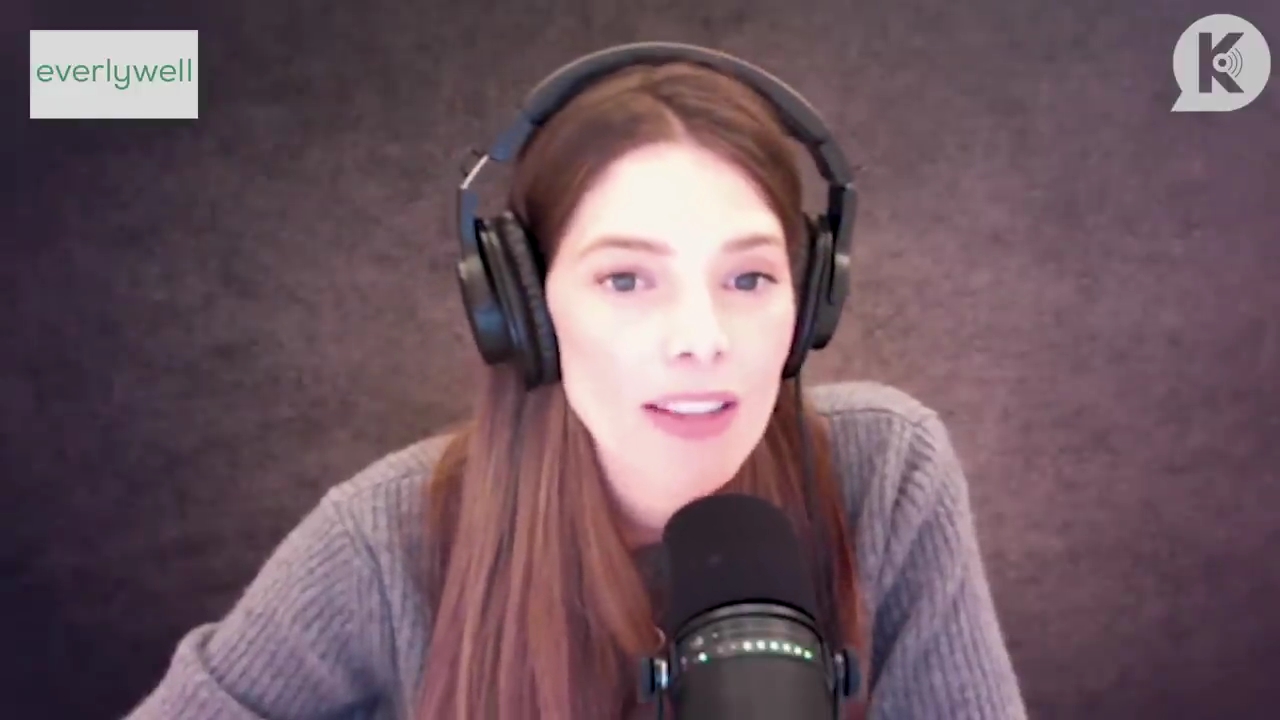 Ashley-Greene-dot-nl_TheTwilightEffect-PeterFacinelliLivestream0893.jpg