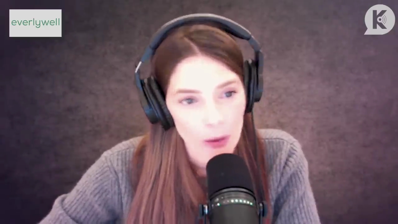 Ashley-Greene-dot-nl_TheTwilightEffect-PeterFacinelliLivestream0922.jpg