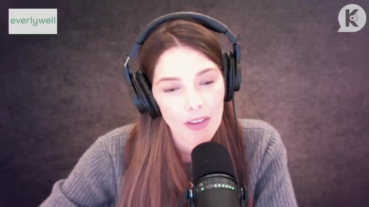 Ashley-Greene-dot-nl_TheTwilightEffect-PeterFacinelliLivestream0933.jpg Ashley-Greene-dot-nl_TheTwilightEffect-PeterFacinelliLivestream0933.jpg