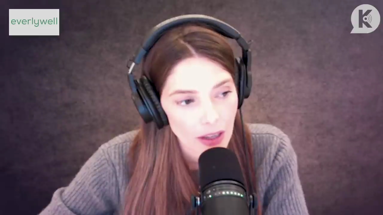 Ashley-Greene-dot-nl_TheTwilightEffect-PeterFacinelliLivestream0935.jpg Ashley-Greene-dot-nl_TheTwilightEffect-PeterFacinelliLivestream0935.jpg