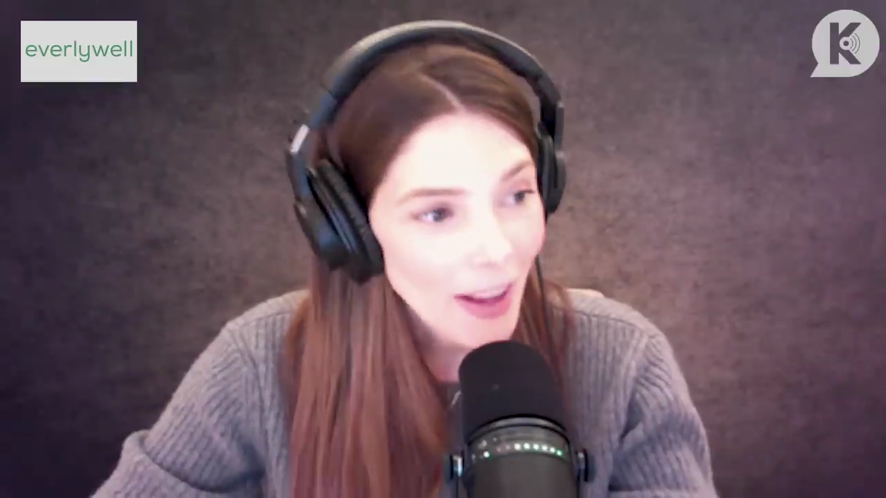 Ashley-Greene-dot-nl_TheTwilightEffect-PeterFacinelliLivestream0976.jpg Ashley-Greene-dot-nl_TheTwilightEffect-PeterFacinelliLivestream0976.jpg