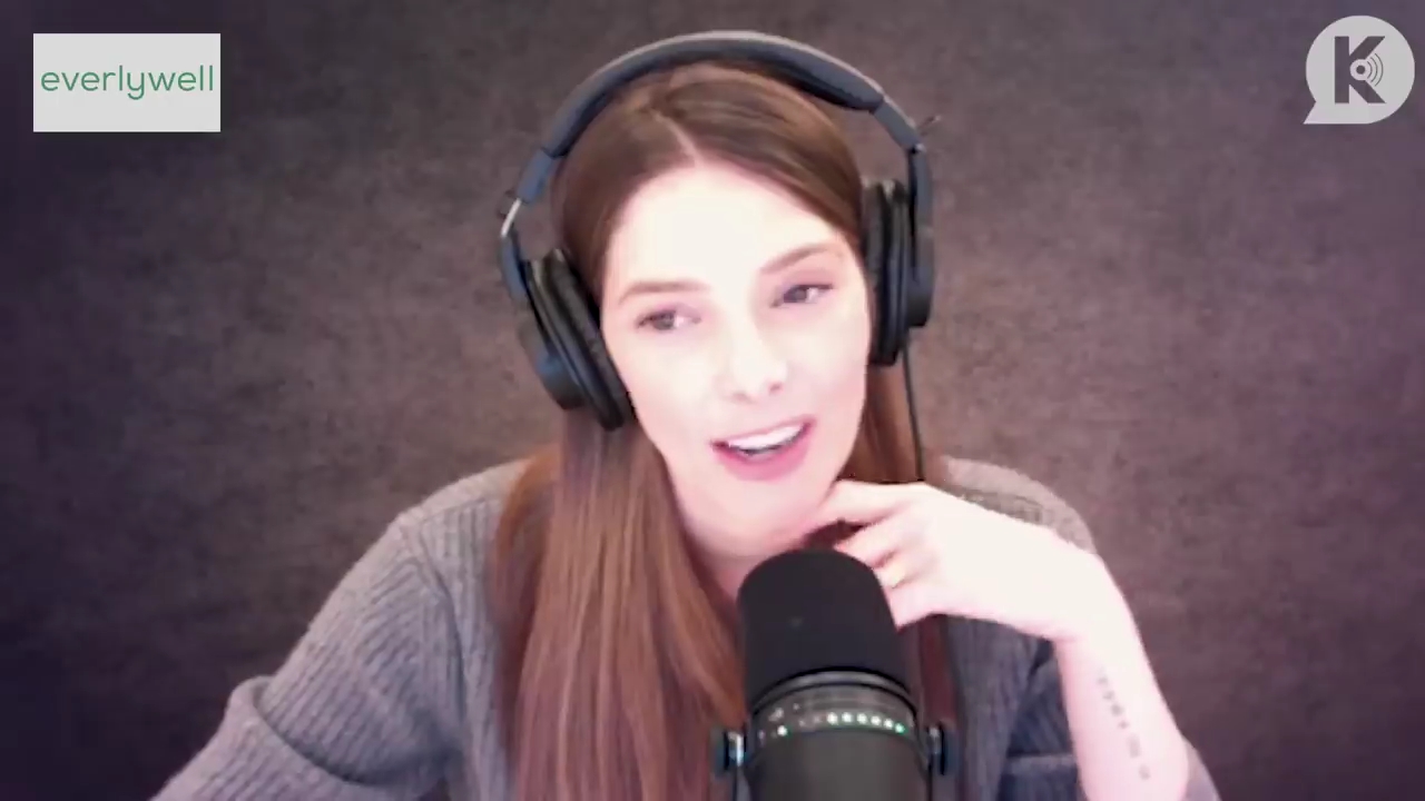 Ashley-Greene-dot-nl_TheTwilightEffect-PeterFacinelliLivestream0992.jpg Ashley-Greene-dot-nl_TheTwilightEffect-PeterFacinelliLivestream0992.jpg