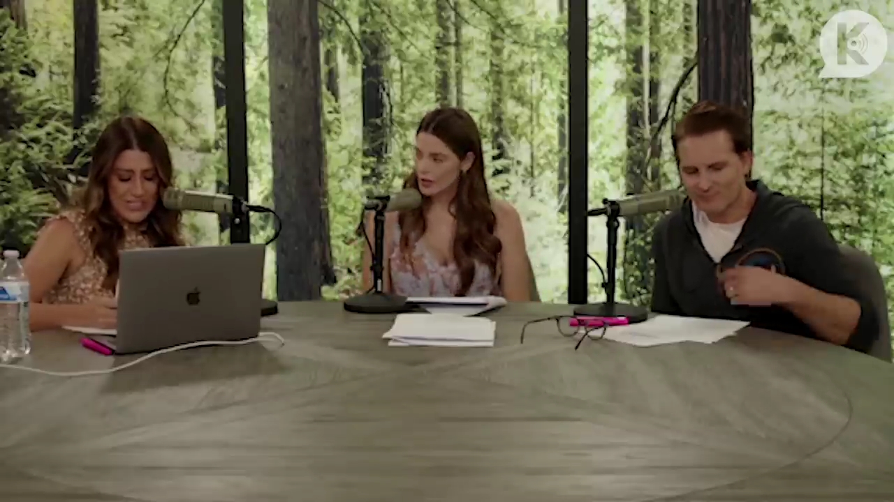 Ashley-Greene-dot-nl_TheTwilightEffect-PeterFacinelliLivestream1092.jpg Ashley-Greene-dot-nl_TheTwilightEffect-PeterFacinelliLivestream1092.jpg