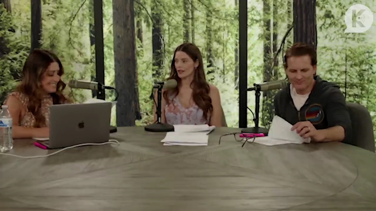 Ashley-Greene-dot-nl_TheTwilightEffect-PeterFacinelliLivestream1105.jpg Ashley-Greene-dot-nl_TheTwilightEffect-PeterFacinelliLivestream1105.jpg