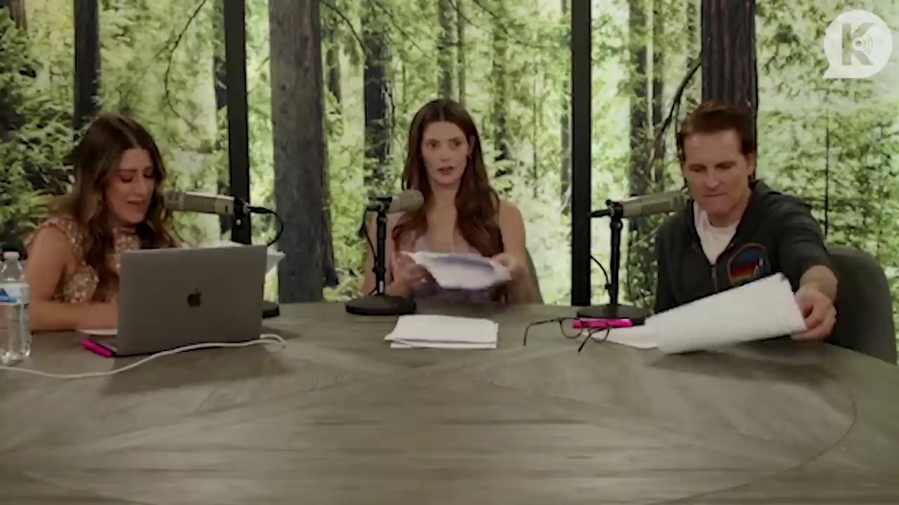 Ashley-Greene-dot-nl_TheTwilightEffect-PeterFacinelliLivestream1111.jpg Ashley-Greene-dot-nl_TheTwilightEffect-PeterFacinelliLivestream1111.jpg