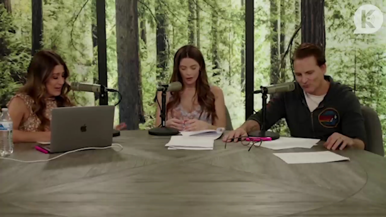 Ashley-Greene-dot-nl_TheTwilightEffect-PeterFacinelliLivestream1133.jpg Ashley-Greene-dot-nl_TheTwilightEffect-PeterFacinelliLivestream1133.jpg