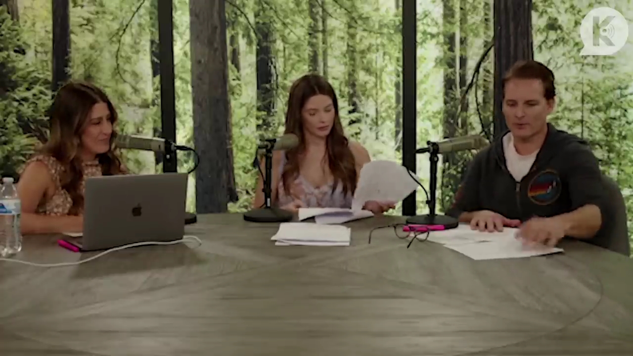 Ashley-Greene-dot-nl_TheTwilightEffect-PeterFacinelliLivestream1177.jpg Ashley-Greene-dot-nl_TheTwilightEffect-PeterFacinelliLivestream1177.jpg