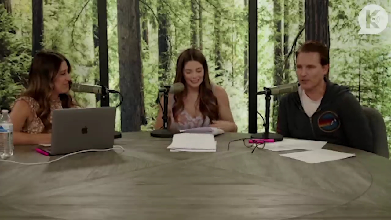 Ashley-Greene-dot-nl_TheTwilightEffect-PeterFacinelliLivestream1179.jpg Ashley-Greene-dot-nl_TheTwilightEffect-PeterFacinelliLivestream1179.jpg