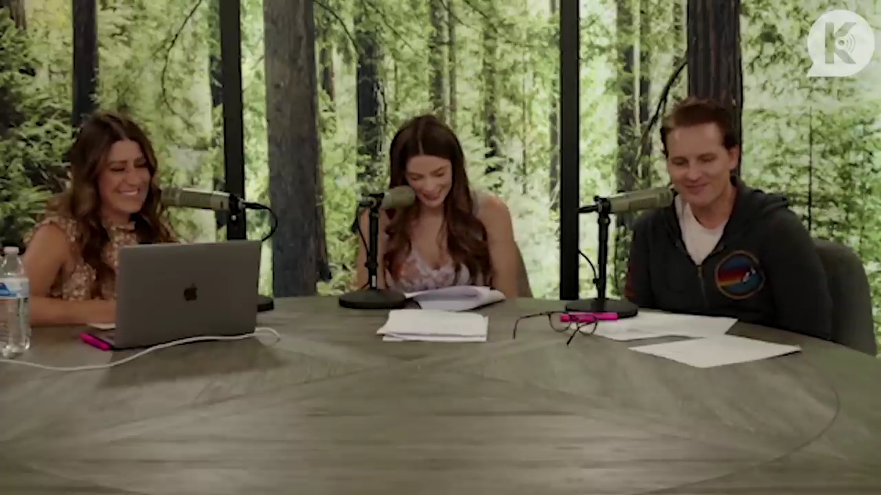 Ashley-Greene-dot-nl_TheTwilightEffect-PeterFacinelliLivestream1180.jpg Ashley-Greene-dot-nl_TheTwilightEffect-PeterFacinelliLivestream1180.jpg