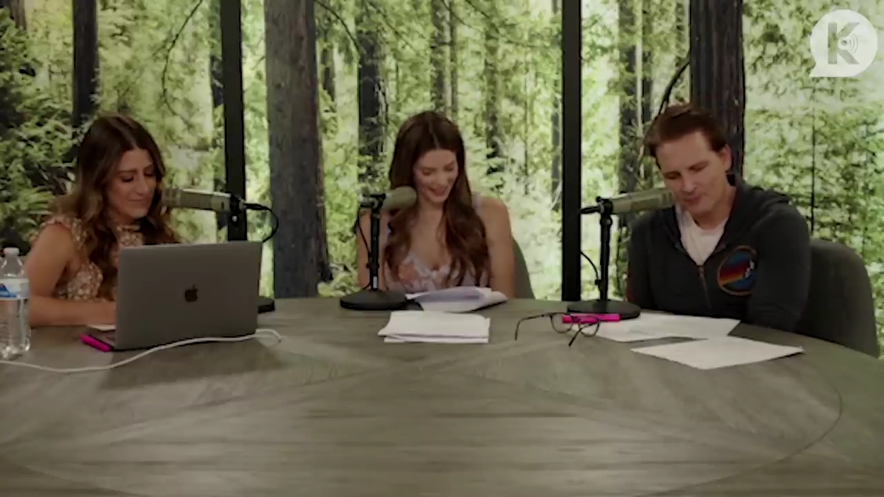 Ashley-Greene-dot-nl_TheTwilightEffect-PeterFacinelliLivestream1194.jpg Ashley-Greene-dot-nl_TheTwilightEffect-PeterFacinelliLivestream1194.jpg