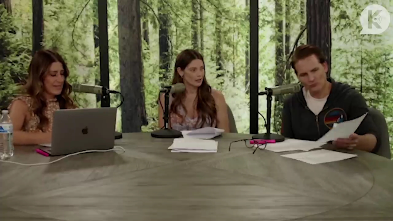 Ashley-Greene-dot-nl_TheTwilightEffect-PeterFacinelliLivestream1220.jpg Ashley-Greene-dot-nl_TheTwilightEffect-PeterFacinelliLivestream1220.jpg