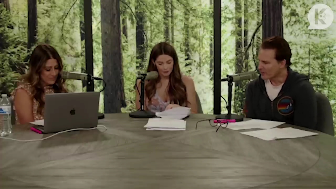 Ashley-Greene-dot-nl_TheTwilightEffect-PeterFacinelliLivestream1278.jpg Ashley-Greene-dot-nl_TheTwilightEffect-PeterFacinelliLivestream1278.jpg