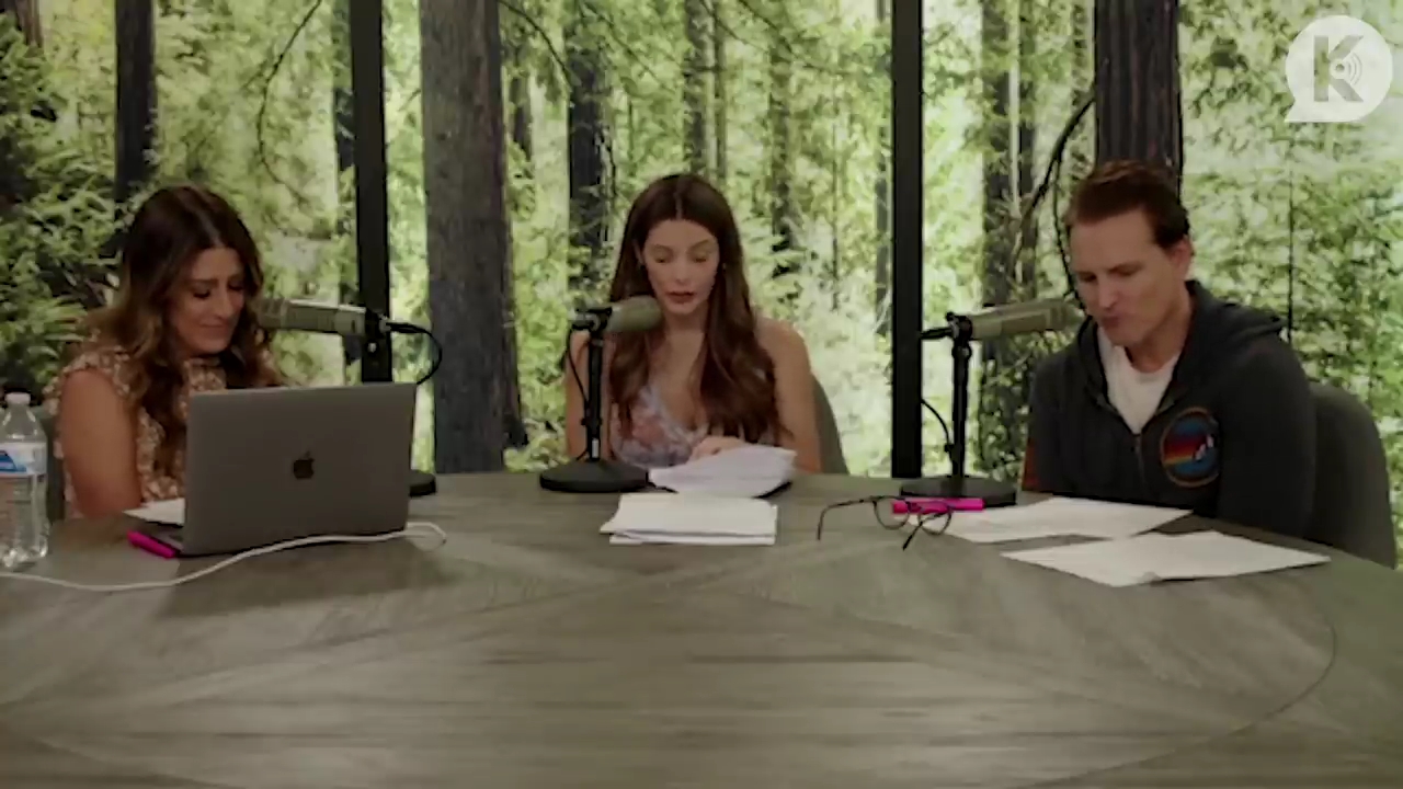 Ashley-Greene-dot-nl_TheTwilightEffect-PeterFacinelliLivestream1285.jpg Ashley-Greene-dot-nl_TheTwilightEffect-PeterFacinelliLivestream1285.jpg