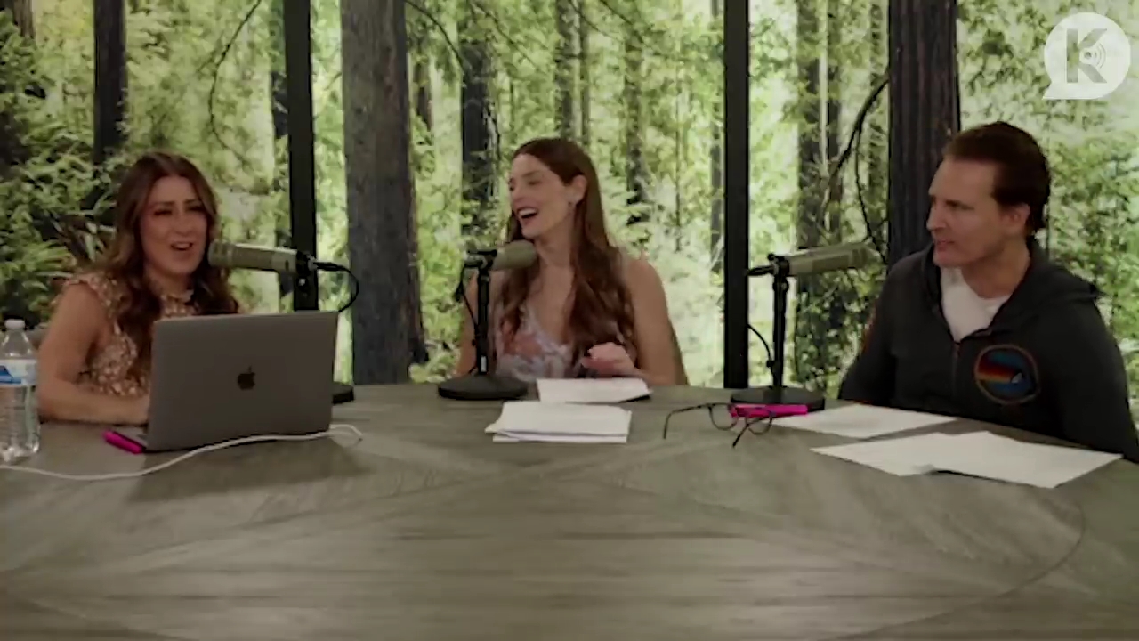 Ashley-Greene-dot-nl_TheTwilightEffect-PeterFacinelliLivestream1318.jpg Ashley-Greene-dot-nl_TheTwilightEffect-PeterFacinelliLivestream1318.jpg