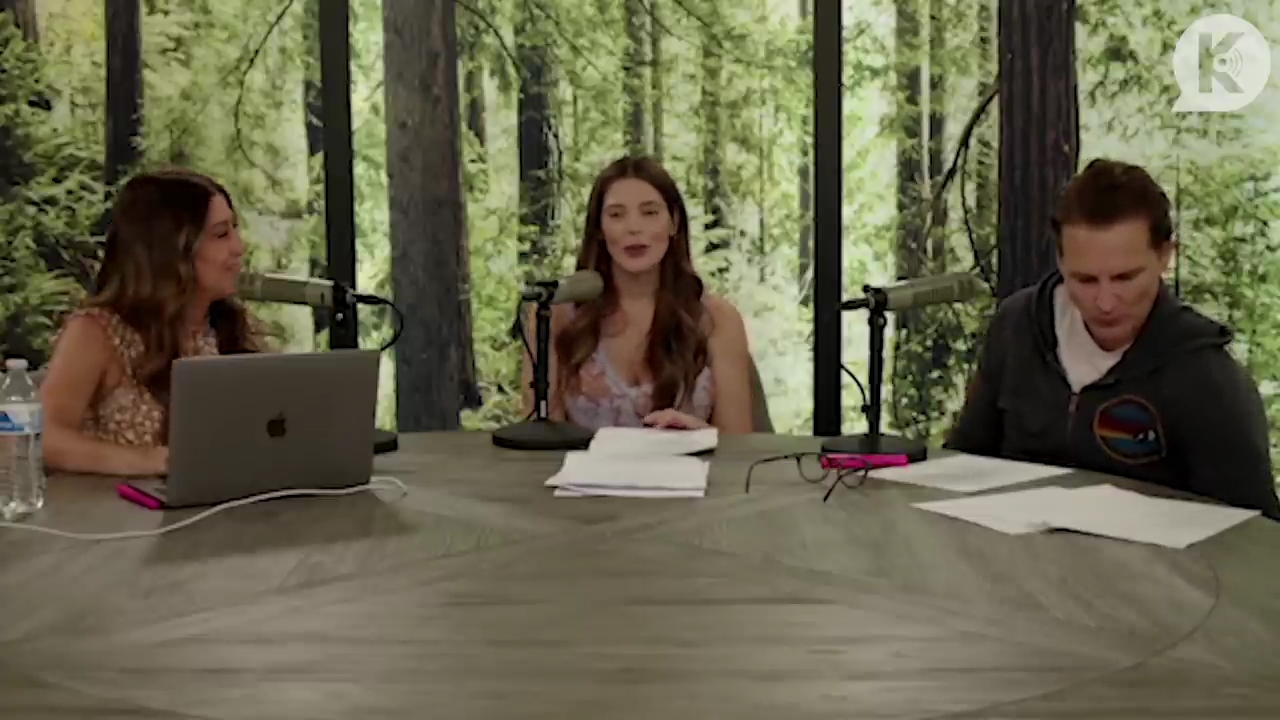 Ashley-Greene-dot-nl_TheTwilightEffect-PeterFacinelliLivestream1368.jpg Ashley-Greene-dot-nl_TheTwilightEffect-PeterFacinelliLivestream1368.jpg