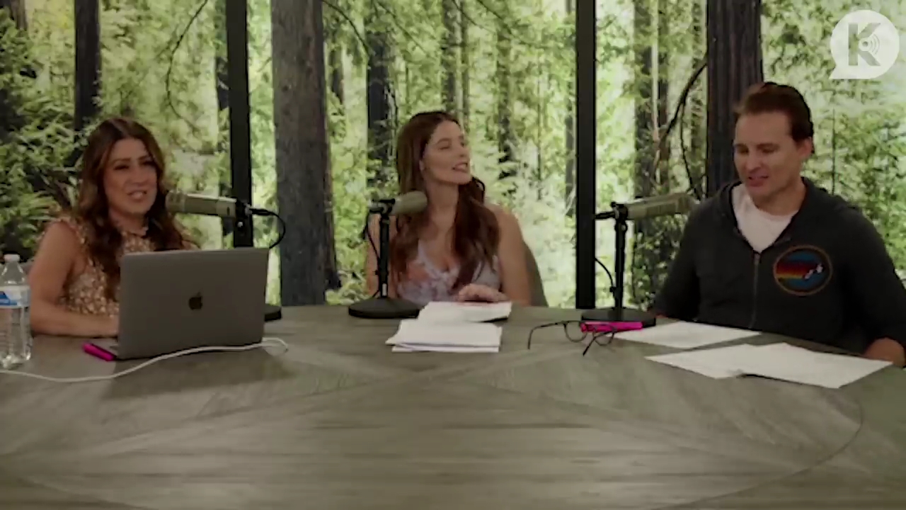 Ashley-Greene-dot-nl_TheTwilightEffect-PeterFacinelliLivestream1371.jpg Ashley-Greene-dot-nl_TheTwilightEffect-PeterFacinelliLivestream1371.jpg