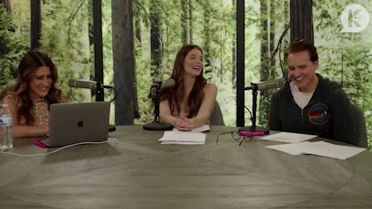 Ashley-Greene-dot-nl_TheTwilightEffect-PeterFacinelliLivestream1388.jpg Ashley-Greene-dot-nl_TheTwilightEffect-PeterFacinelliLivestream1388.jpg