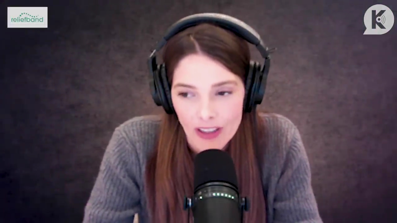 Ashley-Greene-dot-nl_TheTwilightEffect-PeterFacinelliLivestream1414.jpg Ashley-Greene-dot-nl_TheTwilightEffect-PeterFacinelliLivestream1414.jpg