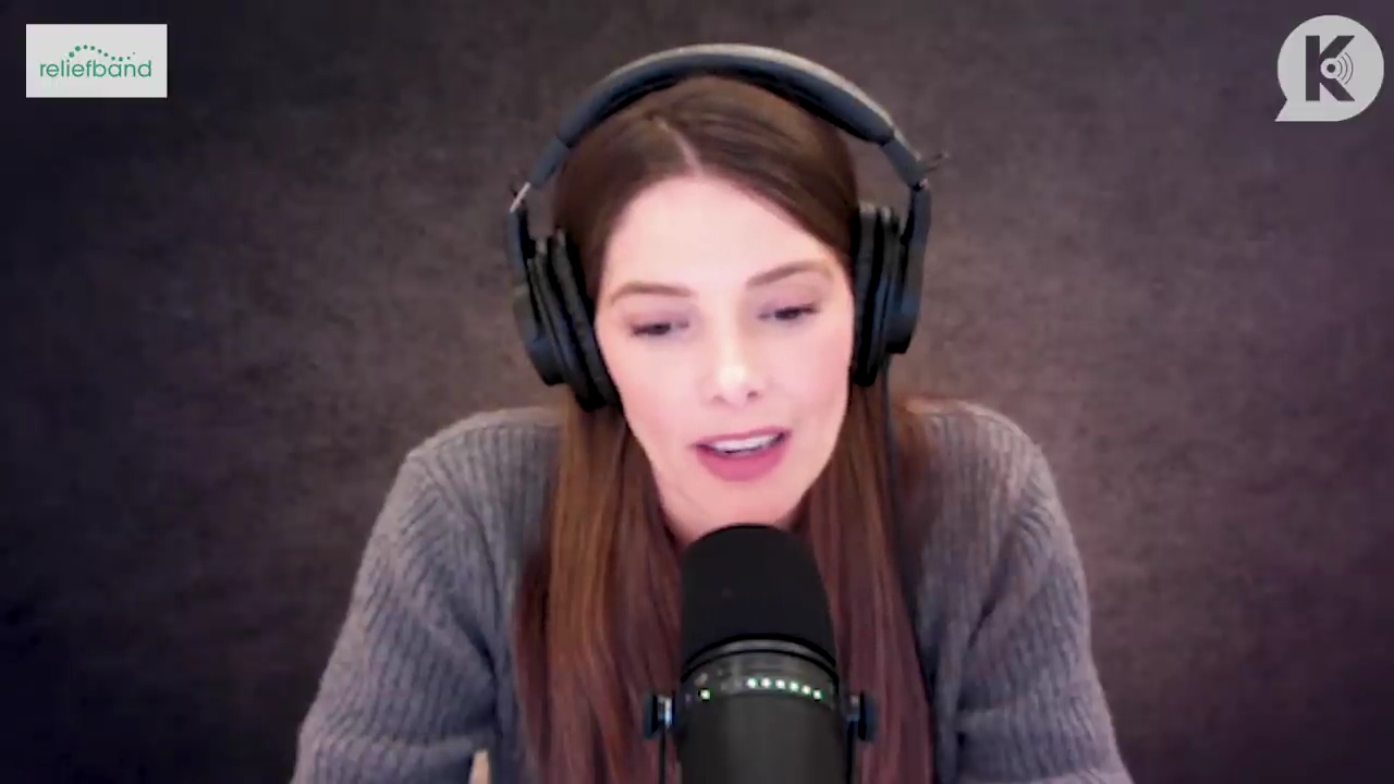 Ashley-Greene-dot-nl_TheTwilightEffect-PeterFacinelliLivestream1419.jpg Ashley-Greene-dot-nl_TheTwilightEffect-PeterFacinelliLivestream1419.jpg