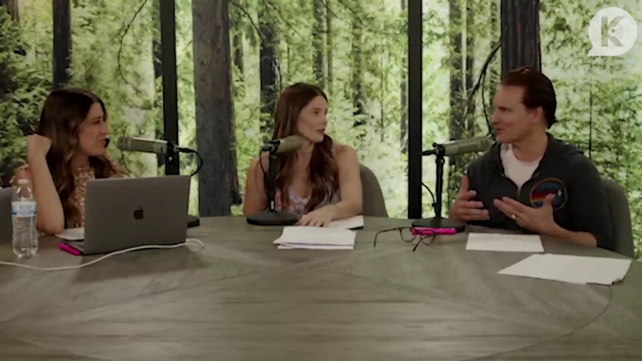 Ashley-Greene-dot-nl_TheTwilightEffect-PeterFacinelliLivestream1716.jpg Ashley-Greene-dot-nl_TheTwilightEffect-PeterFacinelliLivestream1716.jpg