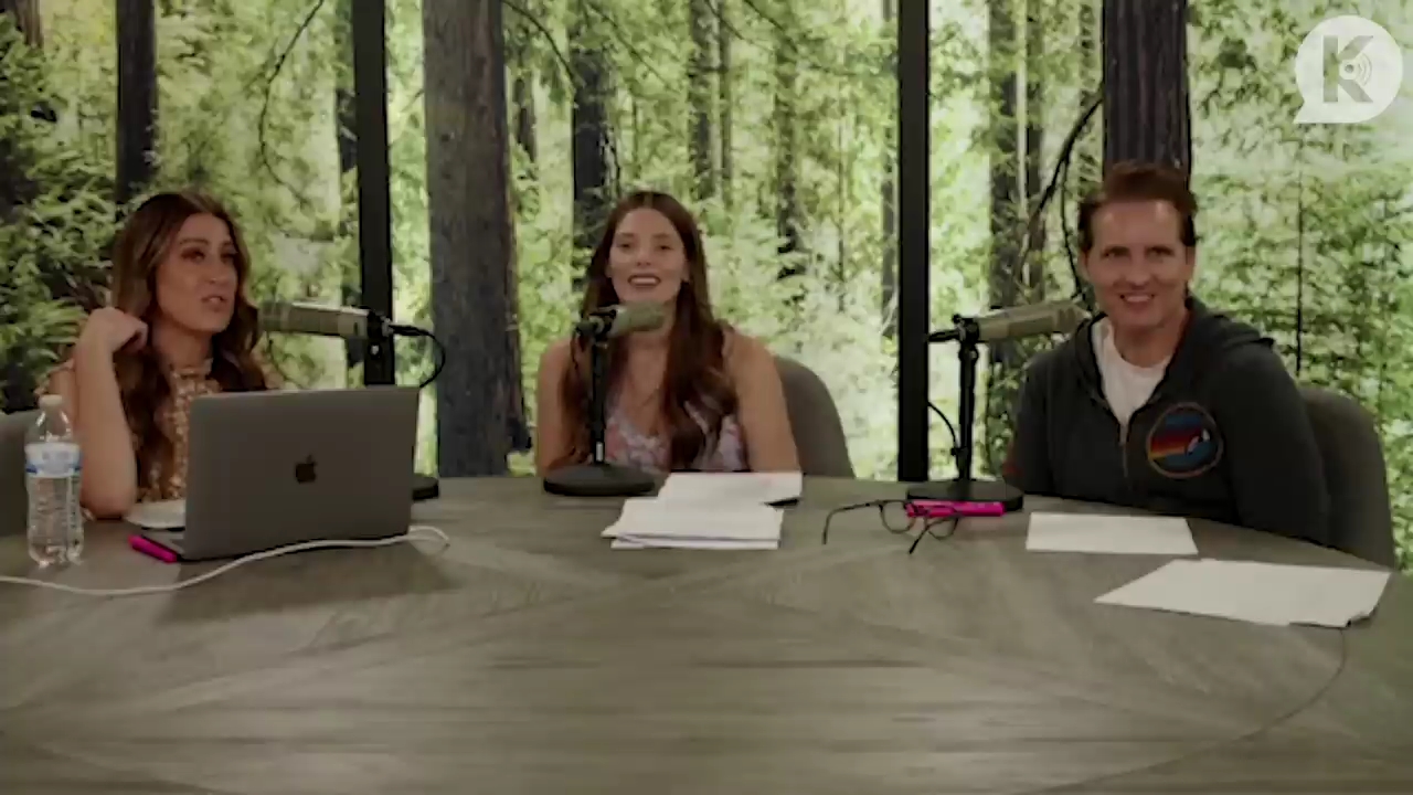 Ashley-Greene-dot-nl_TheTwilightEffect-PeterFacinelliLivestream1774.jpg Ashley-Greene-dot-nl_TheTwilightEffect-PeterFacinelliLivestream1774.jpg