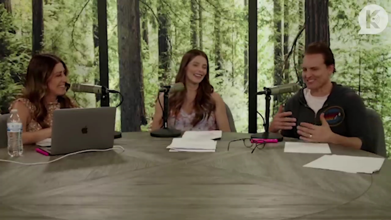 Ashley-Greene-dot-nl_TheTwilightEffect-PeterFacinelliLivestream1815.jpg Ashley-Greene-dot-nl_TheTwilightEffect-PeterFacinelliLivestream1815.jpg