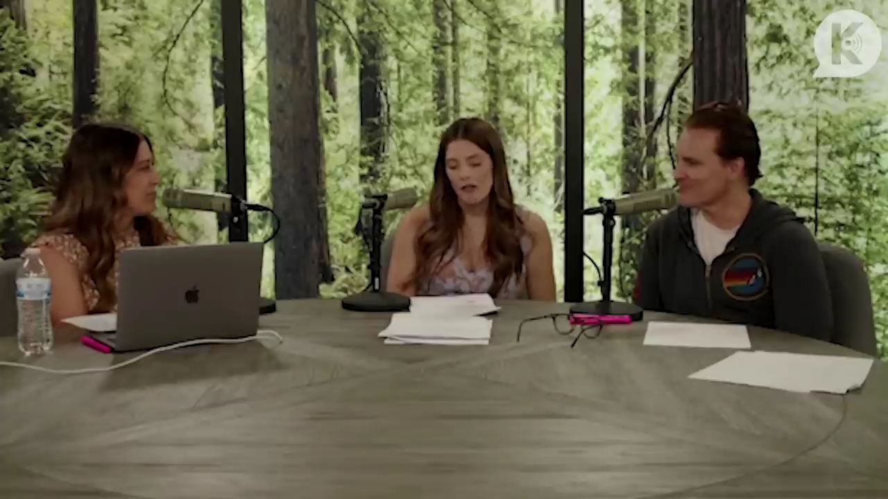 Ashley-Greene-dot-nl_TheTwilightEffect-PeterFacinelliLivestream1896.jpg