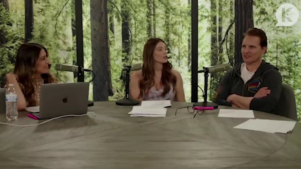 Ashley-Greene-dot-nl_TheTwilightEffect-PeterFacinelliLivestream1980.jpg Ashley-Greene-dot-nl_TheTwilightEffect-PeterFacinelliLivestream1980.jpg