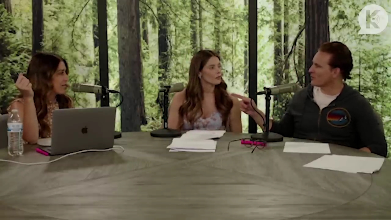 Ashley-Greene-dot-nl_TheTwilightEffect-PeterFacinelliLivestream2160.jpg Ashley-Greene-dot-nl_TheTwilightEffect-PeterFacinelliLivestream2160.jpg