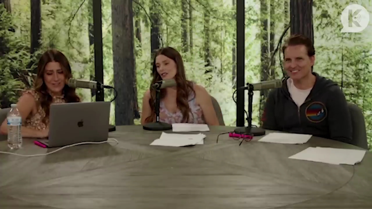 Ashley-Greene-dot-nl_TheTwilightEffect-PeterFacinelliLivestream2308.jpg Ashley-Greene-dot-nl_TheTwilightEffect-PeterFacinelliLivestream2308.jpg