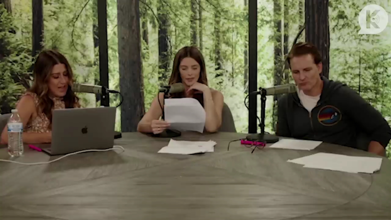 Ashley-Greene-dot-nl_TheTwilightEffect-PeterFacinelliLivestream2507.jpg Ashley-Greene-dot-nl_TheTwilightEffect-PeterFacinelliLivestream2507.jpg