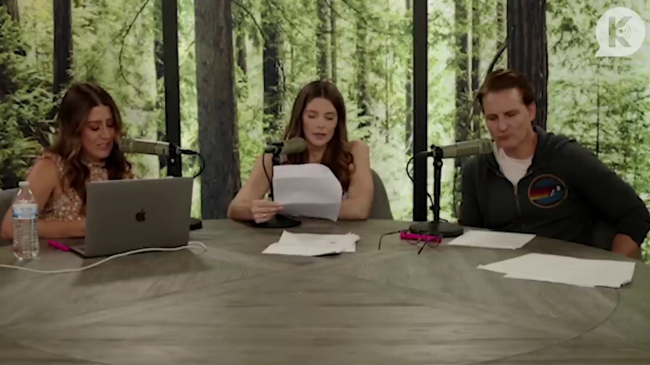 Ashley-Greene-dot-nl_TheTwilightEffect-PeterFacinelliLivestream2509.jpg Ashley-Greene-dot-nl_TheTwilightEffect-PeterFacinelliLivestream2509.jpg