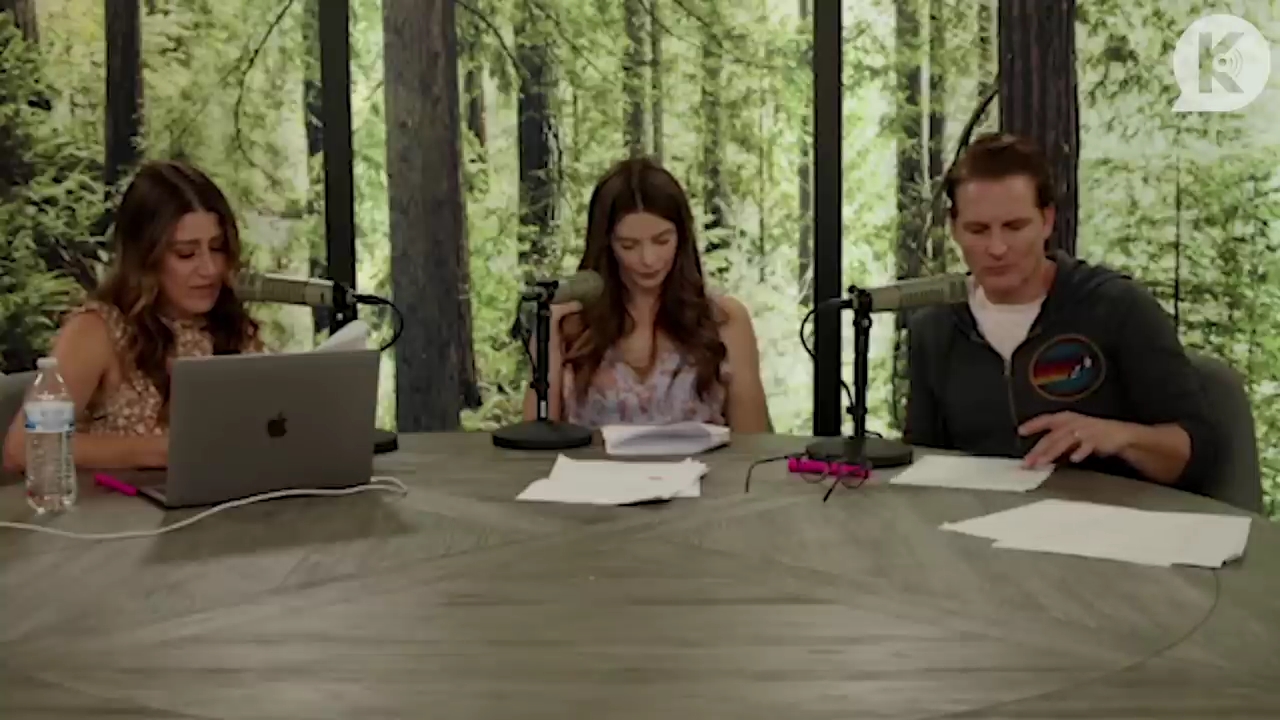 Ashley-Greene-dot-nl_TheTwilightEffect-PeterFacinelliLivestream2551.jpg Ashley-Greene-dot-nl_TheTwilightEffect-PeterFacinelliLivestream2551.jpg