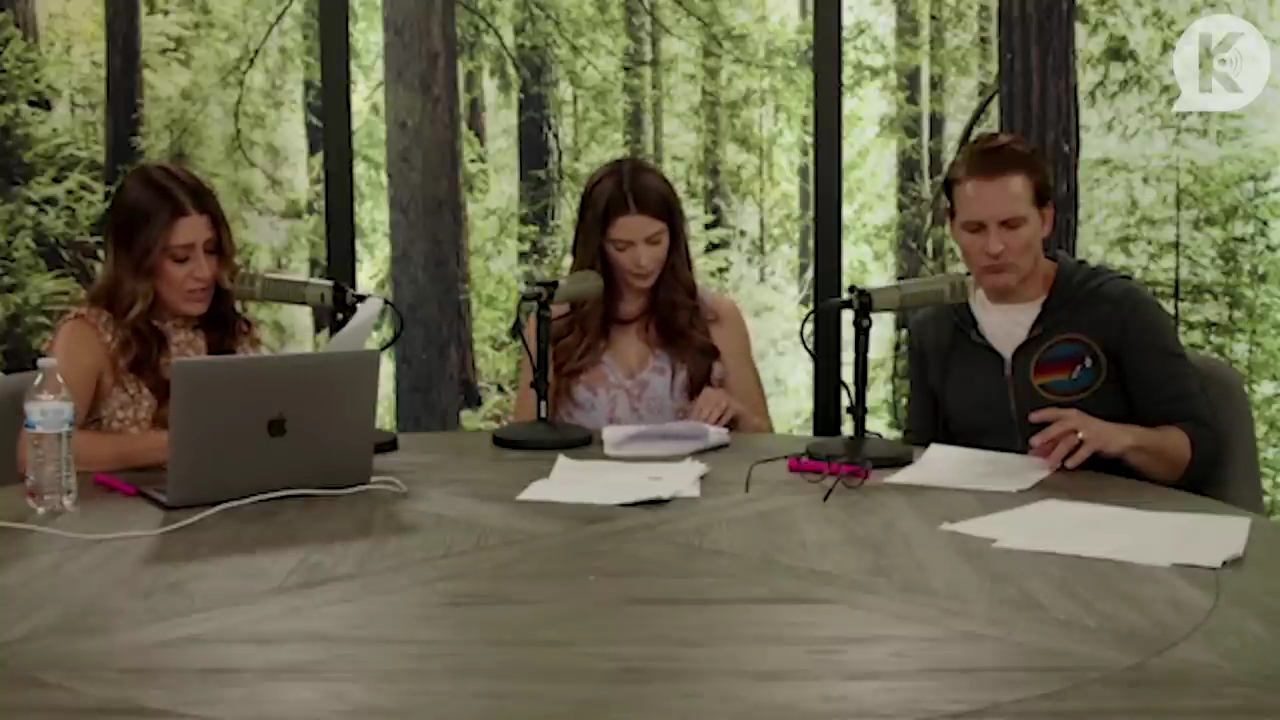 Ashley-Greene-dot-nl_TheTwilightEffect-PeterFacinelliLivestream2564.jpg Ashley-Greene-dot-nl_TheTwilightEffect-PeterFacinelliLivestream2564.jpg