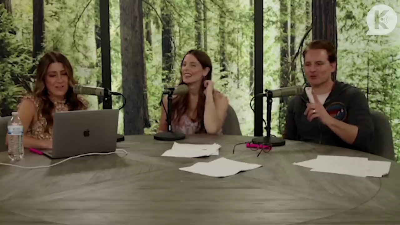 Ashley-Greene-dot-nl_TheTwilightEffect-PeterFacinelliLivestream2738.jpg Ashley-Greene-dot-nl_TheTwilightEffect-PeterFacinelliLivestream2738.jpg