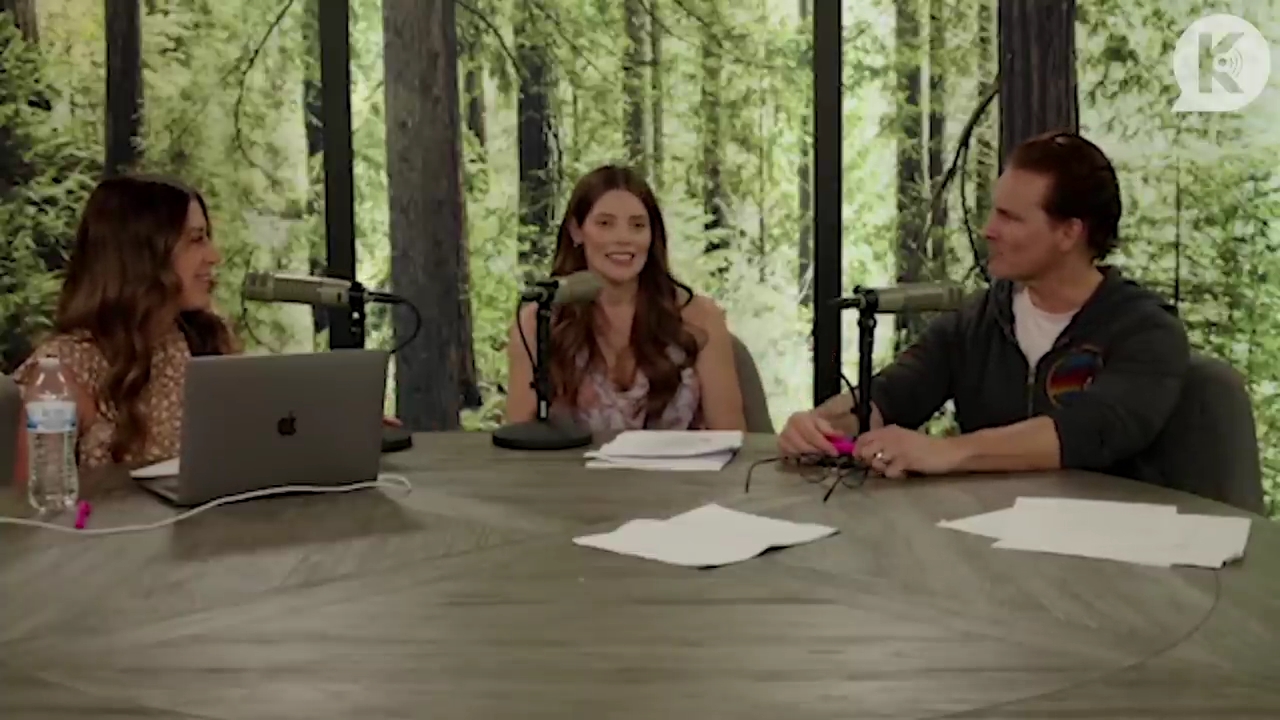 Ashley-Greene-dot-nl_TheTwilightEffect-PeterFacinelliLivestream2874.jpg Ashley-Greene-dot-nl_TheTwilightEffect-PeterFacinelliLivestream2874.jpg