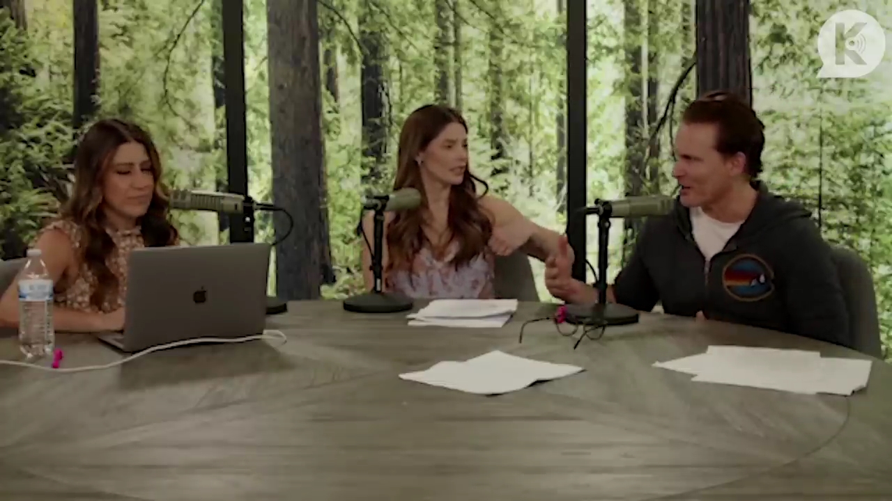 Ashley-Greene-dot-nl_TheTwilightEffect-PeterFacinelliLivestream2899.jpg Ashley-Greene-dot-nl_TheTwilightEffect-PeterFacinelliLivestream2899.jpg